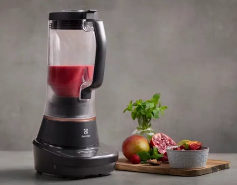 Блендер стационарный Electrolux E7TB1-4GB